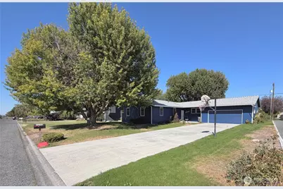 9348 Goodrich Road SE, Moses Lake, WA 98837 - Photo 1