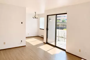 1544 NW 53rd St, Seattle, WA 98107 - Photo 8