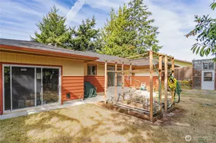 344 SE O'leary St, Oak Harbor, WA 98277 - Photo 38