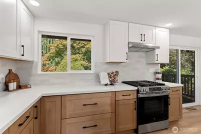 803 240th Street SE, Bothell, WA 98021 - Photo 10