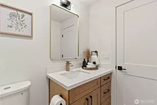 803 240th St SE, Bothell, WA 98021 - Photo 22