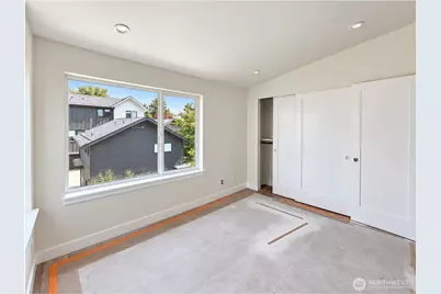 8316 B 28th Avenue NW, Seattle, WA 98117 - Photo 14