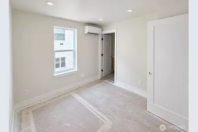 8316 B 28th Avenue NW, Seattle, WA 98117 - Photo 12