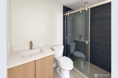 8316 B 28th Avenue NW, Seattle, WA 98117 - Photo 10