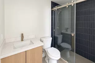 8316 B 28th Ave NW, Seattle, WA 98117 - Photo 10