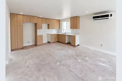 8316 B 28th Avenue NW, Seattle, WA 98117 - Photo 6