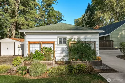380 S 1st Avenue, Walla Walla, WA 99362 - Photo 6