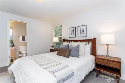 15246 SE 43rd Court #G301, Bellevue, WA 98006 - Photo 14