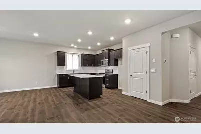 13828 11th Place W, Lynnwood, WA 98087 - Photo 2