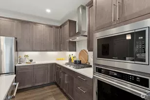 9214 NE 186th Pl, Bothell, WA 98011 - Photo 4