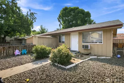 1403 S 18th Avenue, Yakima, WA 98902 - Photo 14