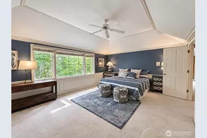 21715 NE 105th Place, Redmond, WA 98053 - Photo 18