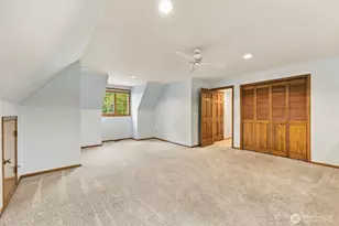 21715 NE 105th Pl, Redmond, WA 98053 - Photo 28
