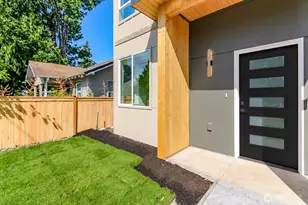 1717 S 17th St, Tacoma, WA 98405 - Photo 2