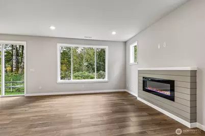 7810 41st Place NE, Marysville, WA 98270 - Photo 4