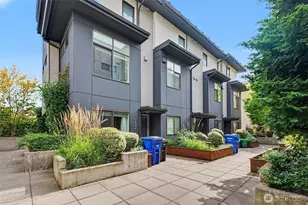 728 3rd Ave N, Seattle, WA 98109 - Photo 2
