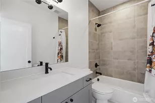 4608 Woodland Park Ave N, Seattle, WA 98103 - Photo 18