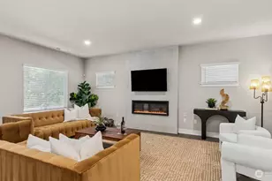 9230 NE 186th Pl, Bothell, WA 98011 - Photo 2