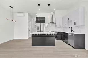 7005 NE 182nd St, Kenmore, WA 98028 - Photo 4