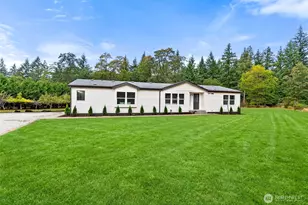 8210 Riffe Ln SW, Rochester, WA 98579 - Photo 2
