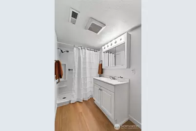 2907 SW Cloverdale Street, Seattle, WA 98126 - Photo 8
