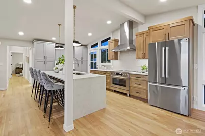 4360 Somerset Boulevard SE, Bellevue, WA 98006 - Photo 10