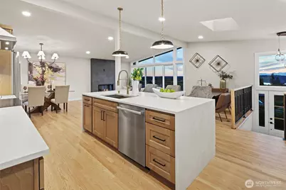 4360 Somerset Boulevard SE, Bellevue, WA 98006 - Photo 8