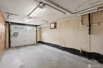 2804 Prosch Avenue W, Seattle, WA 98119 - Photo 26