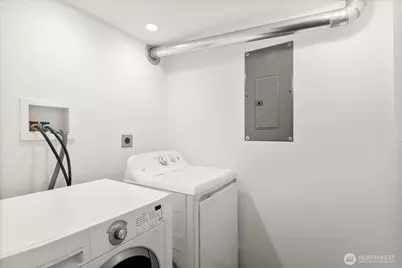 2804 Prosch Avenue W, Seattle, WA 98119 - Photo 24