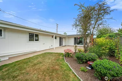 1418 Hillcrest Parkway, Mount Vernon, WA 98274 - Photo 26