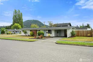 1418 Hillcrest Pkwy, Mount Vernon, WA 98274 - Photo 1