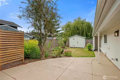 1418 Hillcrest Parkway, Mount Vernon, WA 98274 - Photo 28