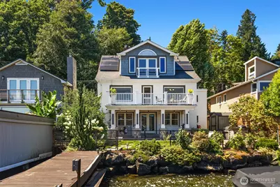 11754 Riviera Place NE, Seattle, WA 98125 - Photo 2
