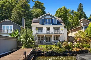 11754 Riviera Pl NE, Seattle, WA 98125 - Photo 2