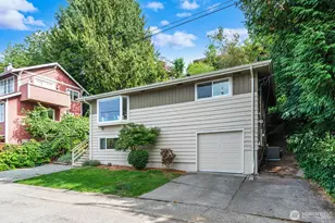 5625 SW Teig Pl, Seattle, WA 98116 - Photo 2