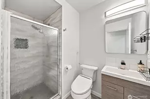 17101 NE 28th Pl, Bellevue, WA 98008 - Photo 28