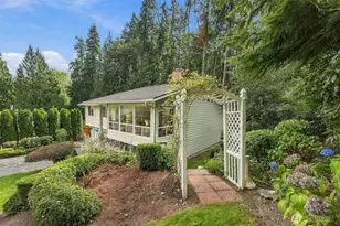 17101 NE 28th Pl, Bellevue, WA 98008 - Photo 30