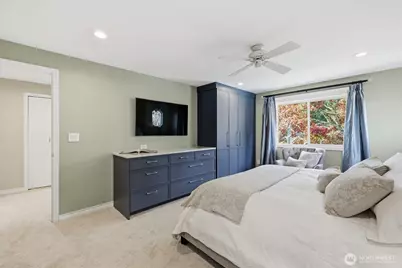 21108 NE 42nd Street, Sammamish, WA 98074 - Photo 14