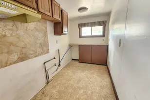 103 W Oak St, Almira, WA 99103 - Photo 4