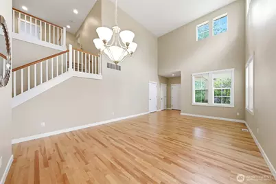 24750 NE 3rd Place, Sammamish, WA 98074 - Photo 6