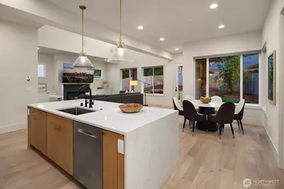 2009 166th Place NE, Bellevue, WA 98008 - Photo 12
