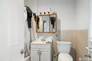 839 10th St, Bremerton, WA 98337 - Photo 22
