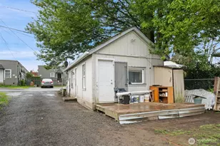 839 10th St, Bremerton, WA 98337 - Photo 18