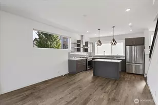 3821 S Cloverdale St, Seattle, WA 98118 - Photo 6