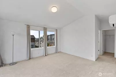3821 S Cloverdale St, Seattle, WA 98118 - Photo 20