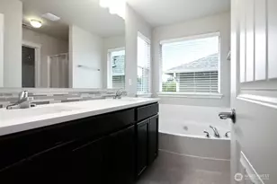 3795 Portside Dr, Bremerton, WA 98312 - Photo 10