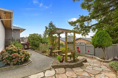 27630 84th Drive NW, Stanwood, WA 98292 - Photo 30