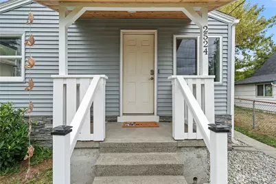 2524 Barnett Street, Bremerton, WA 98310 - Photo 2