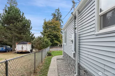 2524 Barnett Street, Bremerton, WA 98310 - Photo 26