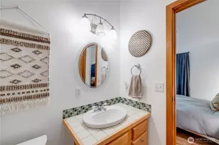 7537 Canyon View Dr, Glacier, WA 98244 - Photo 18